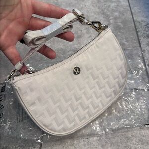 Lululemon City Essentials Mini Shoulder Bag
